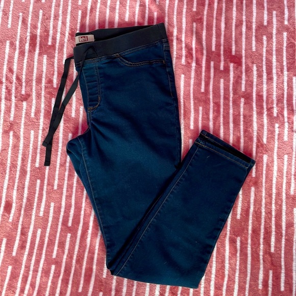 lei | Jeans | Womens Lei Stretch Jeggings | Poshmark